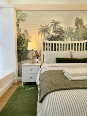Holiday home 2BR l 2BA With Patio-Sleep 6